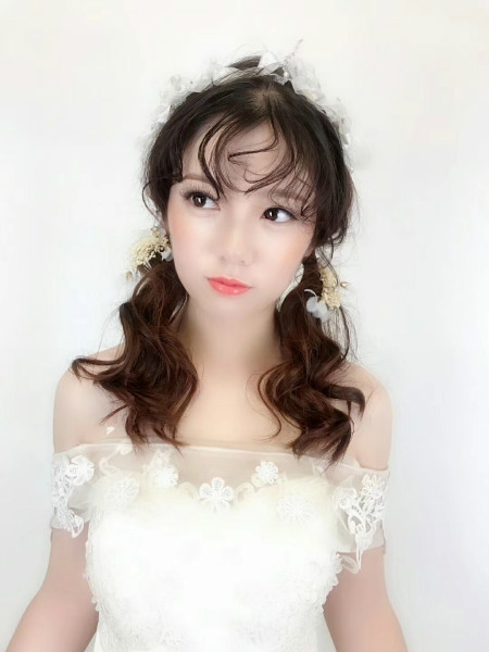 可爱新娘
